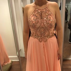 BEAUTIFUL PINKISH ORANGE PROM DRESS!!